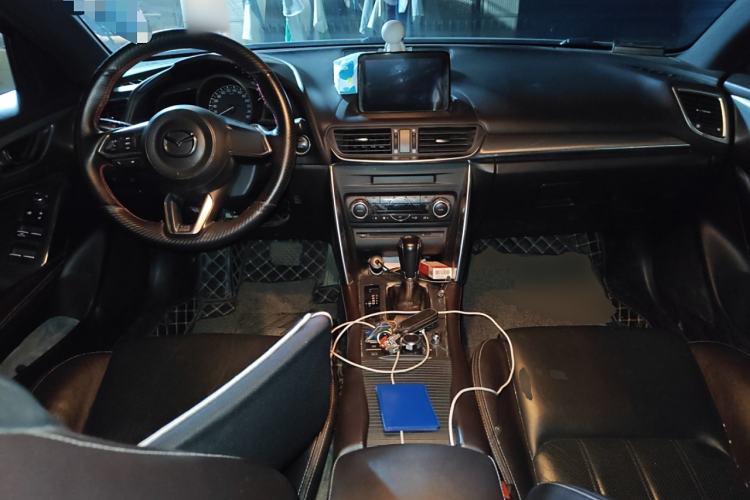 Used Mazda CX-4 2018 2.0L Automatic Two-Wheel Drive Blue Sky Luxury Edition