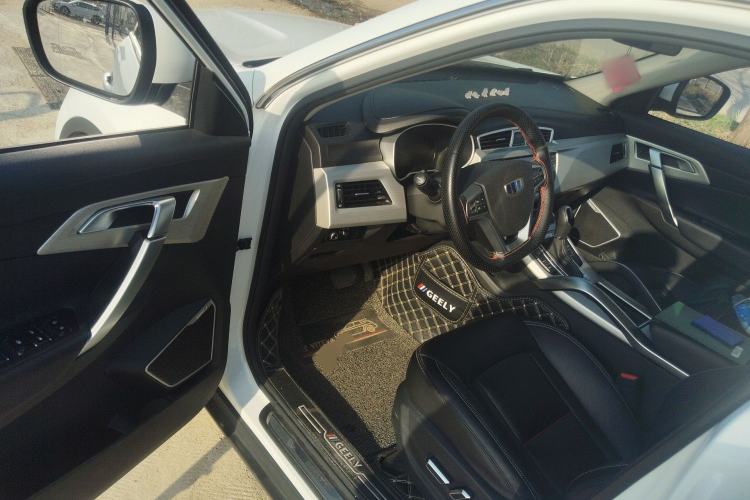 Used Geely Auto Emgrand X7 Sport 2018 1.8TD Automatic Two-Wheel Drive Smart Connect 4G Internet Edition