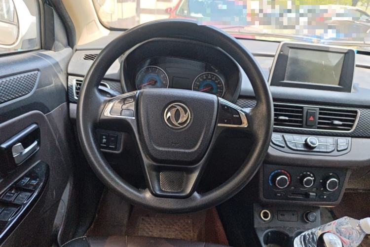 Used Dongfeng Fengon 330 2018 1.5L 330S Comfort Edition China V Standard DK15 Steering Wheel