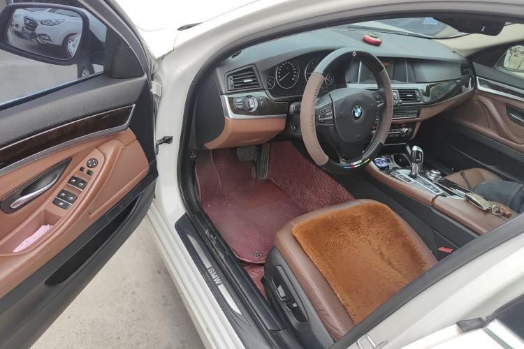 Used BMW 5 Series 2014 525Li Leading Model