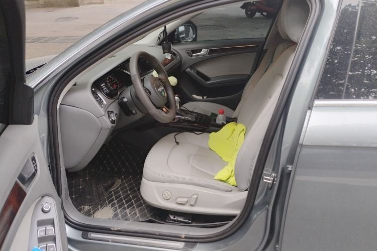 Used Audi A4L 2013 35 TFSI Automatic Standard Model
