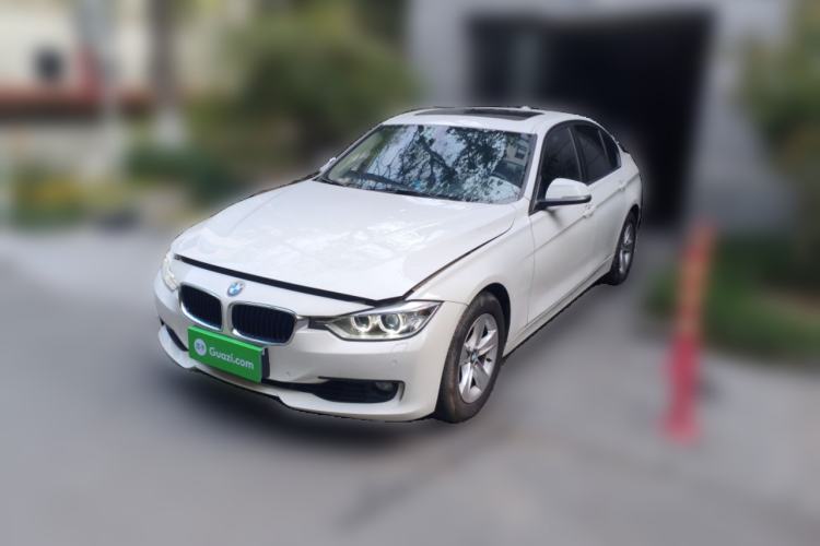 Used BMW 3 Series 2015 320i Luxury Line Stylish Edition