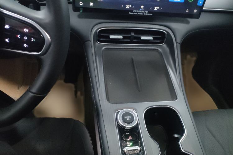 Used Chery Fengyun T8 2025 1.5T 130 km Comfort Edition 7-Seater