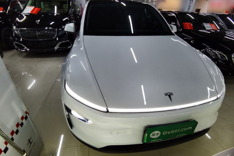 Used Tesla Model Y 2025 Rear-Wheel-Drive Version
