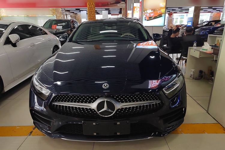 Used Mercedes-Benz CLS 2018 CLS 300 Luxury Model

