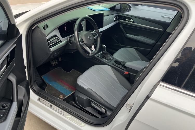 Used Volkswagen Lavida 2023 1.5L Automatic 5 Million Edition Interior 2
