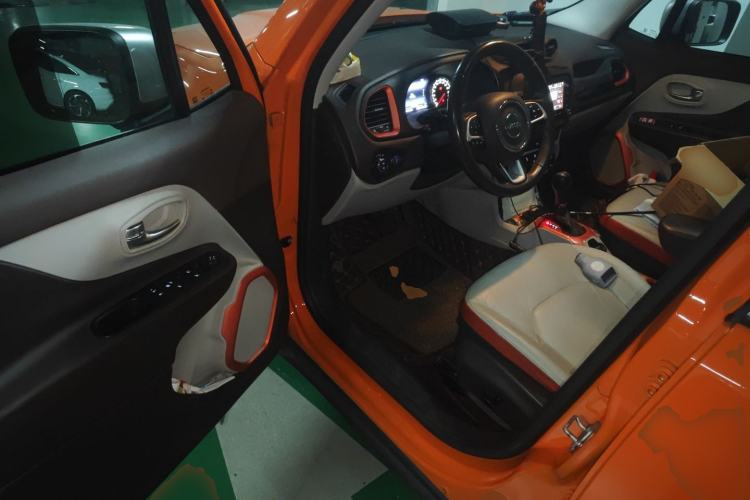 Used Jeep Renegade 2017 180T Automatic Smart Version
