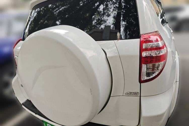 Used Toyota RAV4 2009 2.4L Manual Luxury Edition