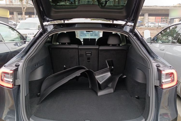 Used Tesla Model Y 2024 Rear-Wheel-Drive Version