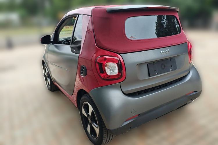 Used smart fortwo 2018 1.0L 52kW Convertible Passion Edition China V Standard
