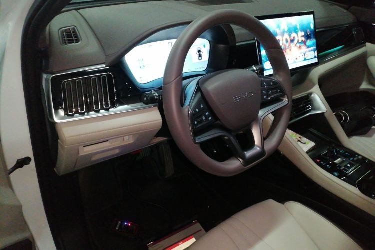 Used BYD Song PLUS New Energy 2025 DM-i 112KM Prestige Model