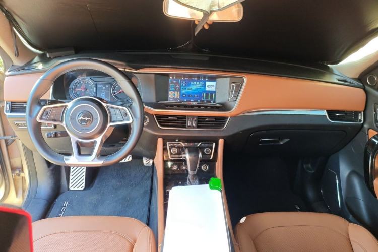 Used Zotye T600 Coupe 2017 1.5T Automatic Luxury Model Interior 2