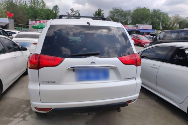 Used Mitsubishi Pajero Sport 2013 3.0L Automatic Two-Wheel Drive Luxury Edition Rear