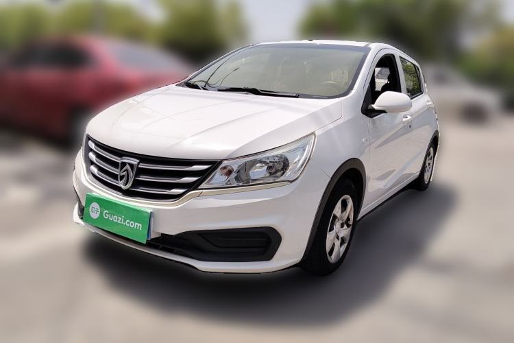 Used Baojun 310 2016 1.2L manual Comfort trim level