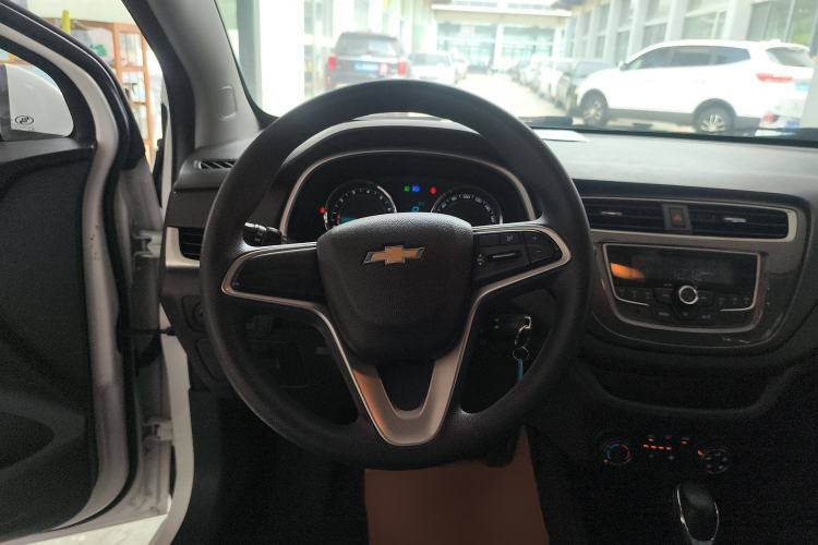 Used Chevrolet Lova RV 2018 1.5L Automatic Smart Drive Model Steering Wheel