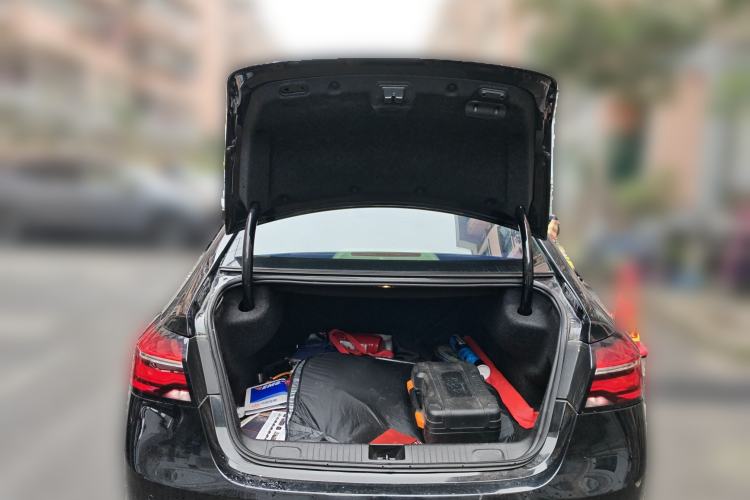 Used Roewe e950 2016 1.4T Executive Deluxe Edition