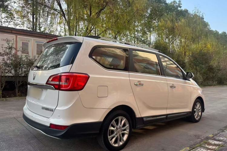 Used Baojun 730 2016 1.5L Manual Comfort Version 7 Seats China V Emission Standard