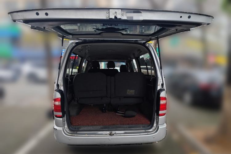 Used Jinbei Grace 2018 2.0L Express Comfort 7-Seater V19
