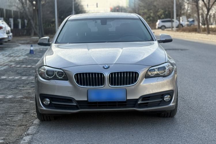 Used BMW 5 Series 2014 520Li Elegant Model

