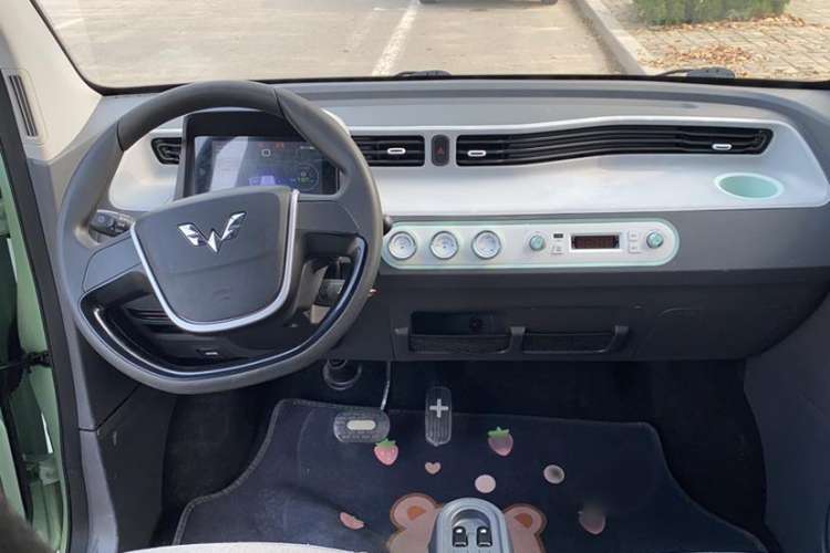 Used Wuling Hongguang MINIEV 2021 Macaron Premium Model – Lithium Iron Phosphate