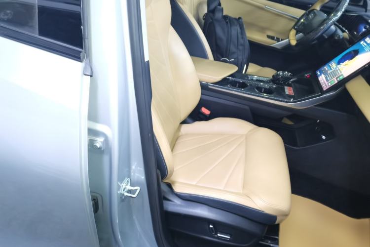 Used Geely Auto FX11 2023 1.5TD DCT Prestige Edition