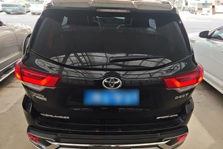 Used Toyota Highlander 2018 2.0T Four-Wheel Drive Luxury Edition 7 Seats China V Emission Standard
