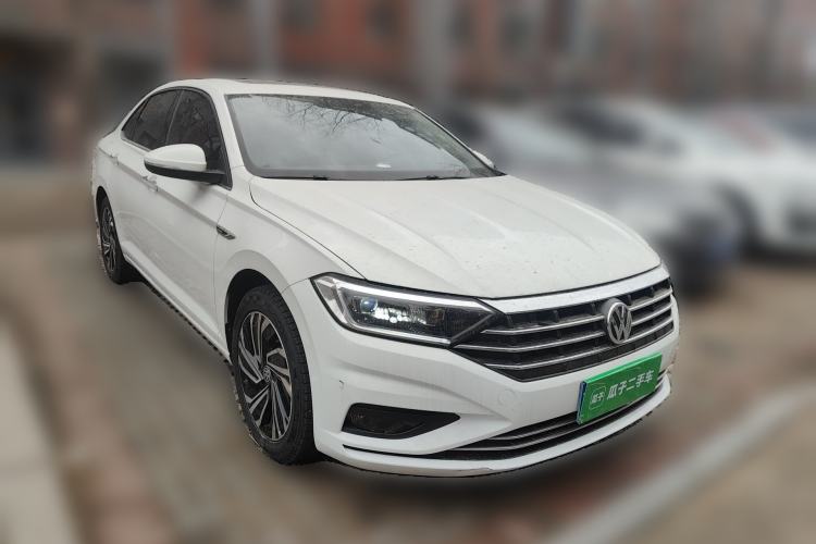 Used Volkswagen Sagitar 2021 200TSI DSG Excellence Edition Front Right 45 Deg