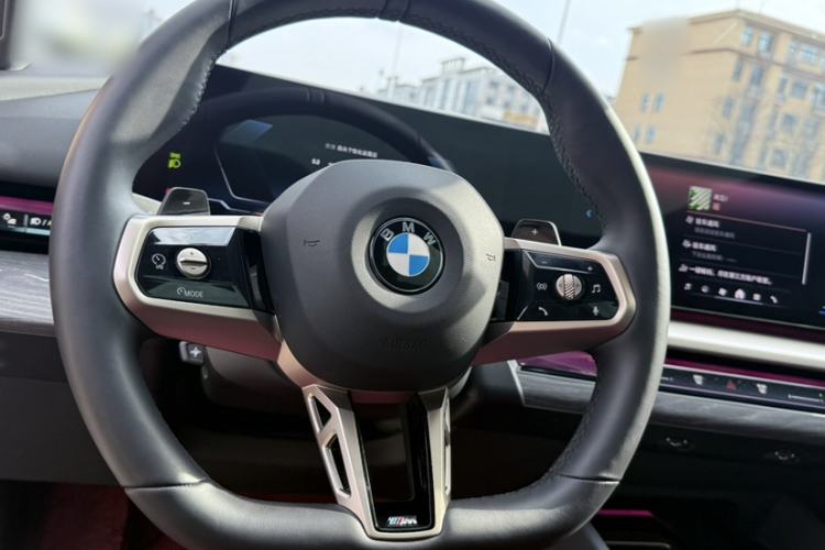 Used BMW 5 Series 2025 530Li Luxury Edition M Sport Package
