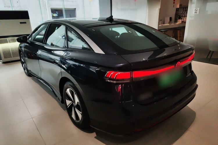 Used Volkswagen ID.7 VIZZION 2024 AIR model Rear Left 45 Deg