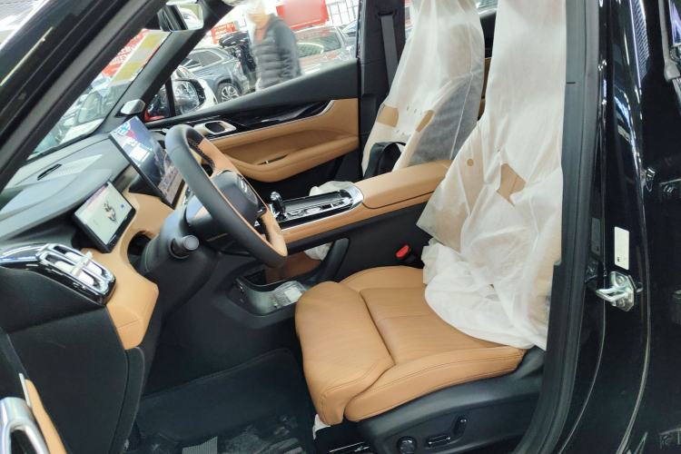 Used Geely Auto FX11 2025 4th Generation 1.5TD DCT Jinxiu
