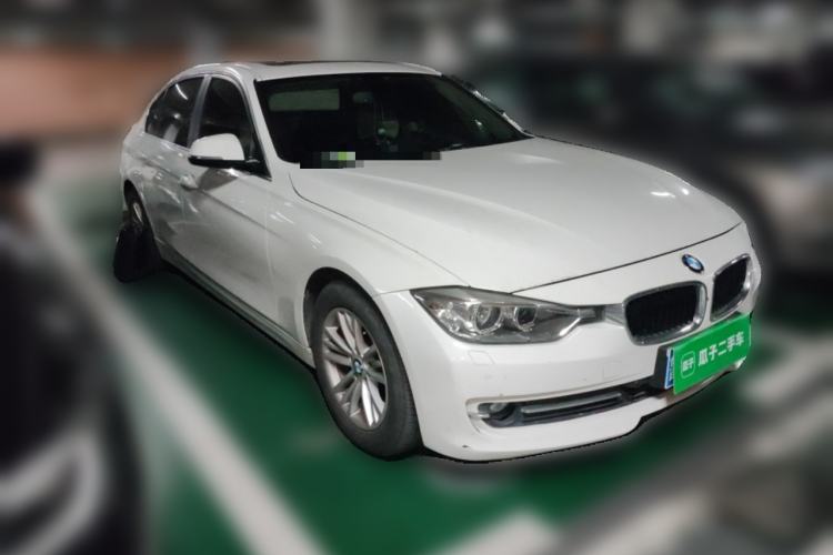 Used BMW 3 Series 2013 320Li Fashion Model Front Right 45 Deg