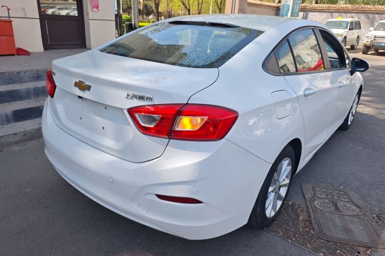 Used Chevrolet Cruze 2017 1.5L Automatic Pioneer Sunroof Edition Rear Right 45 Deg