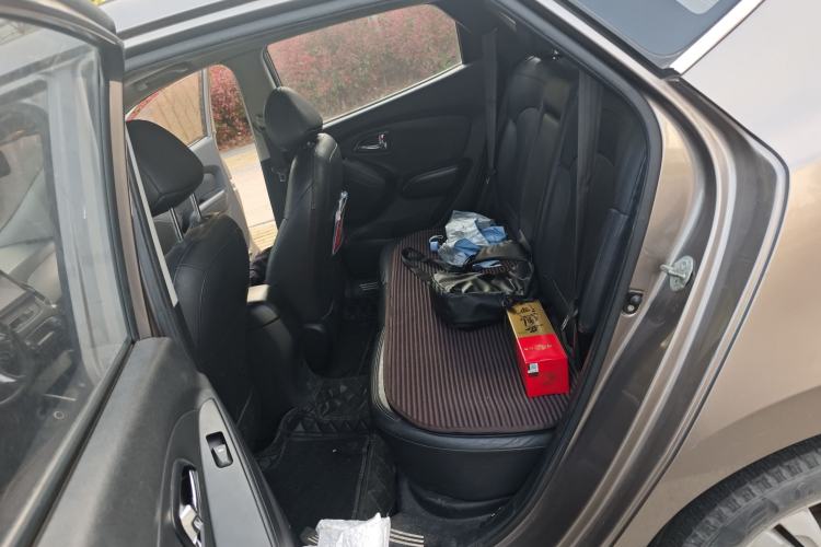 Used Hyundai ix35 2010 2.0L Automatic Two-Wheel Drive Elite Edition GLS