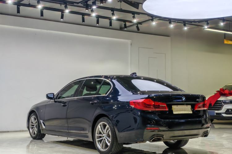 Used BMW 5 Series 2020 525Li M Sport Package