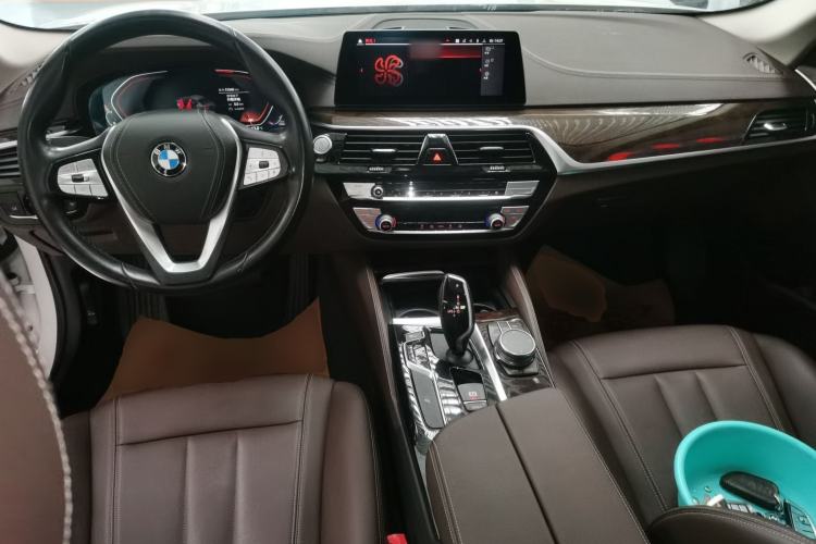 Used BMW 5 Series 2020 525Li Luxury Package
