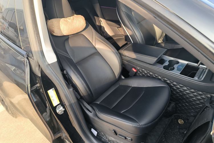 Used Tesla Model Y 2022 Rear-Wheel-Drive Version
