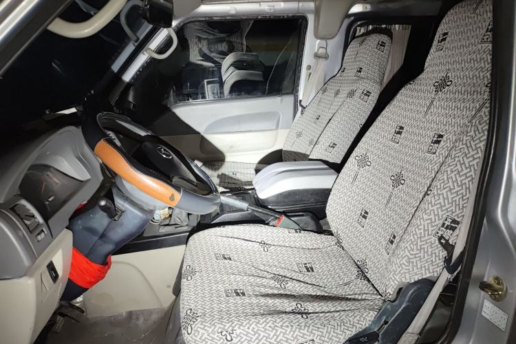 Used Soueast Delica 2014 2.0L Classic Edition
