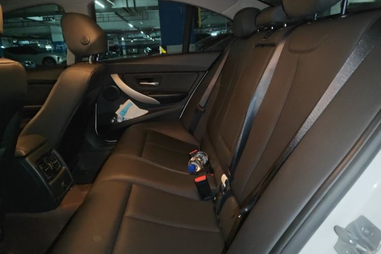 Used BMW 3 Series 2015 320i Luxury Line Stylish Edition