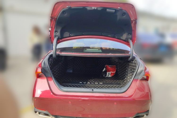 Used Toyota Avalon 2019 2.0L Ambition Edition China VI
