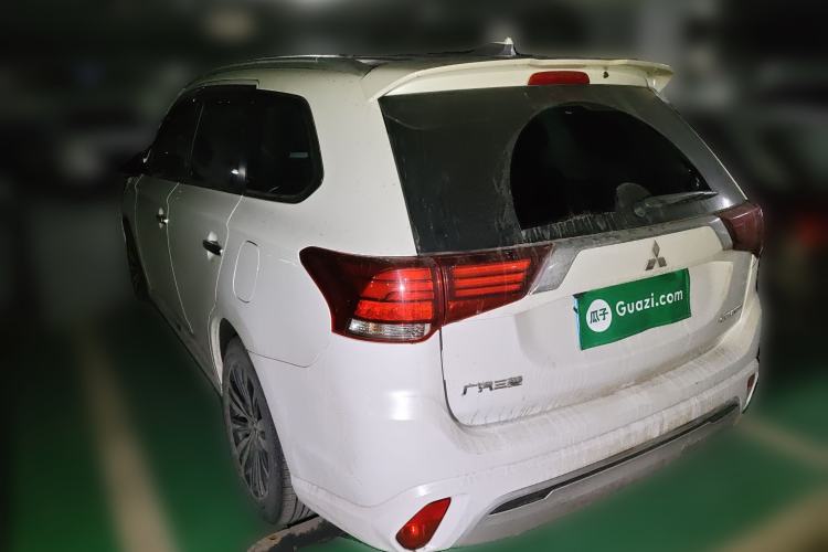 Used Mitsubishi Outlander 2021 2.0L Two-Wheel Drive Comfort Edition 5 Seats Rear Left 45 Deg