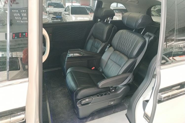 Used Honda Elysion 2022 2.0L eHEV Luxury Edition