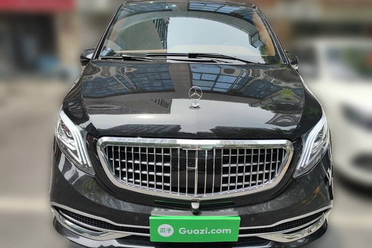 Used Mercedes-Benz Vito 2023 2.0T Elite Version 7 Seats Front