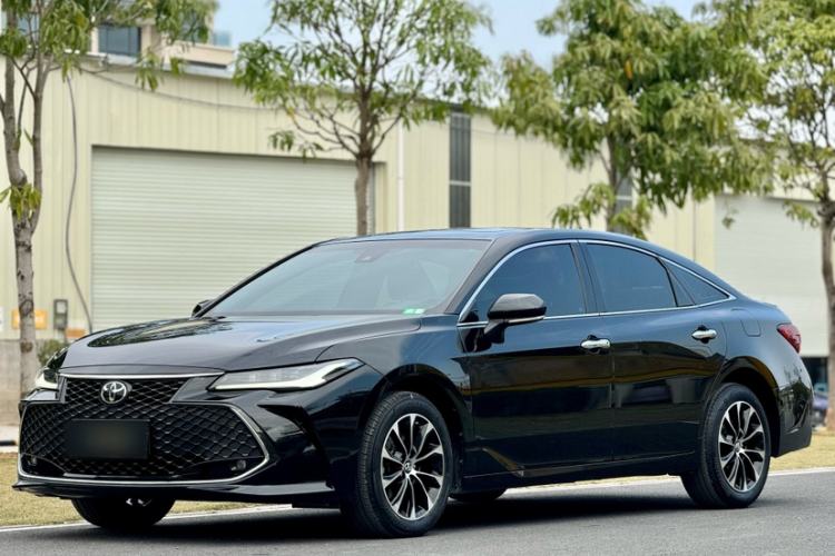 Used Toyota Avalon 2023 2.5L Luxury Edition
