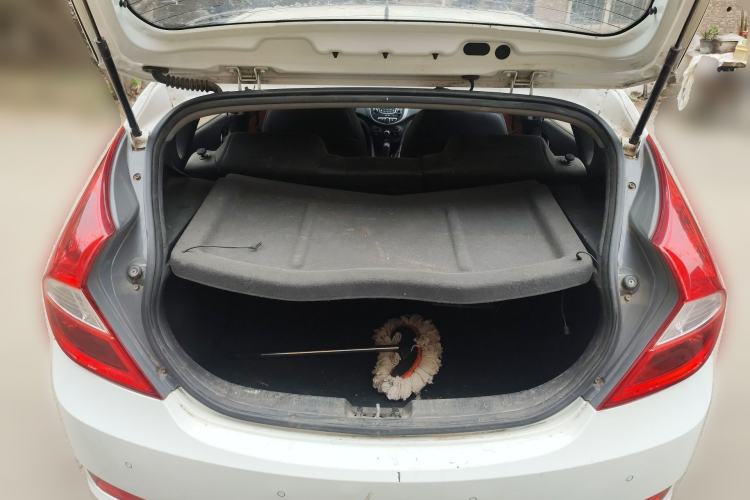 Used Hyundai Verna Ray 2014 1.4L Automatic GLX