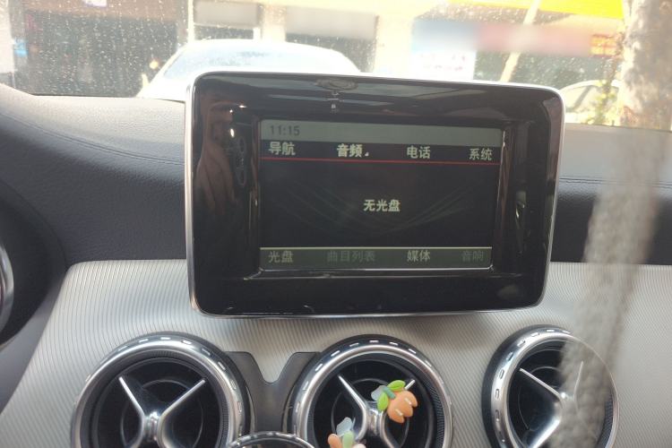 Used Mercedes-Benz GLA 2015 GLA 220 4MATIC Fashion Model