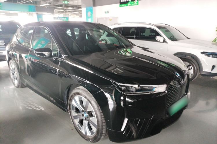 Used BMW iX 2023 xDrive40
