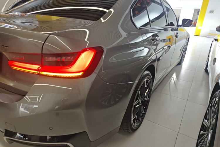 Used BMW i3 2024 eDrive 40 L Midnight Edition
