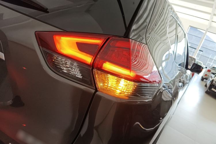 Used Nissan X-Trail 2019 2.0L CVT Smart Connect Comfort Edition 2WD
