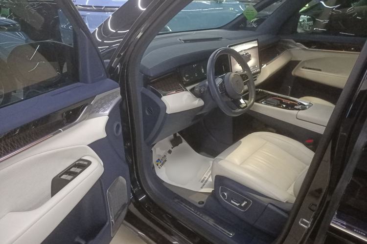 Used Zeekr 009 2022 WE Edition