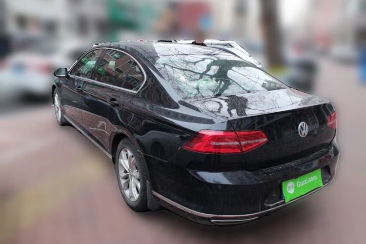 Used Volkswagen Magotan 2017 330TSI DSG Luxury Model Rear Left 45 Deg